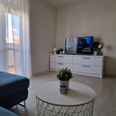 Apartment Blue Sky *