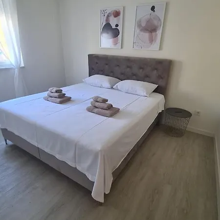 Blue Sky By Pag Tours * Pag Town