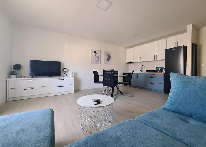 Blue Sky By Pag Tours